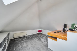 Photo 27- click for photo gallery